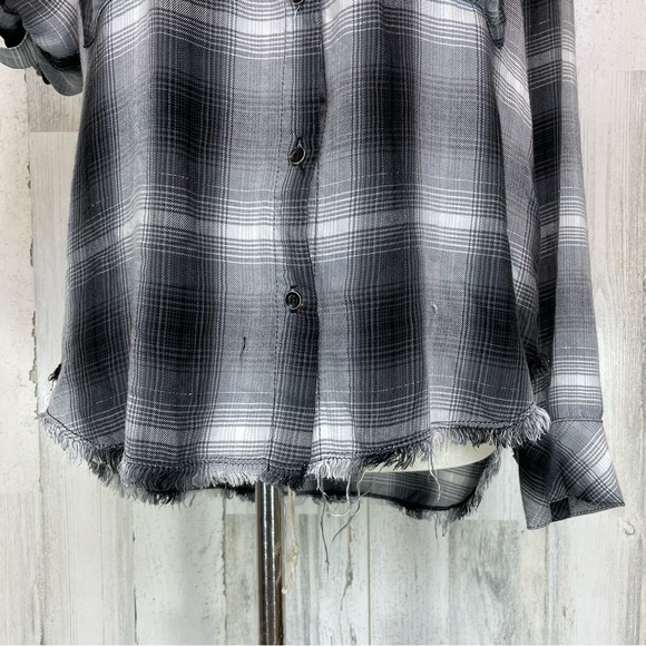 Cloth & Stone Black Gray Plaid Frayed Hem Button Down Shirt Size Small - Picture 4 of 11